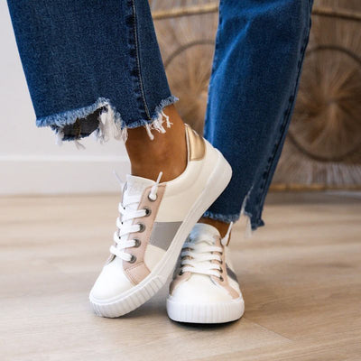 A Quick Guide to Styling Sneakers With Any Look
