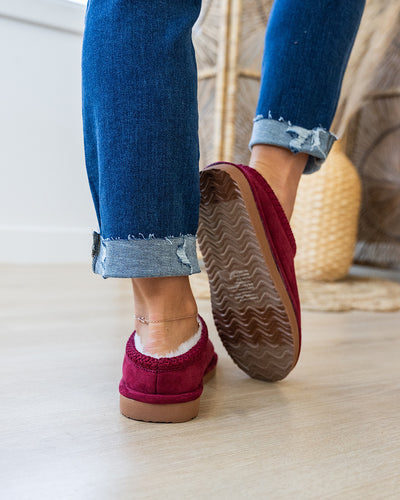 NEW! Very G Cheers Slippers - Maroon  Very G   