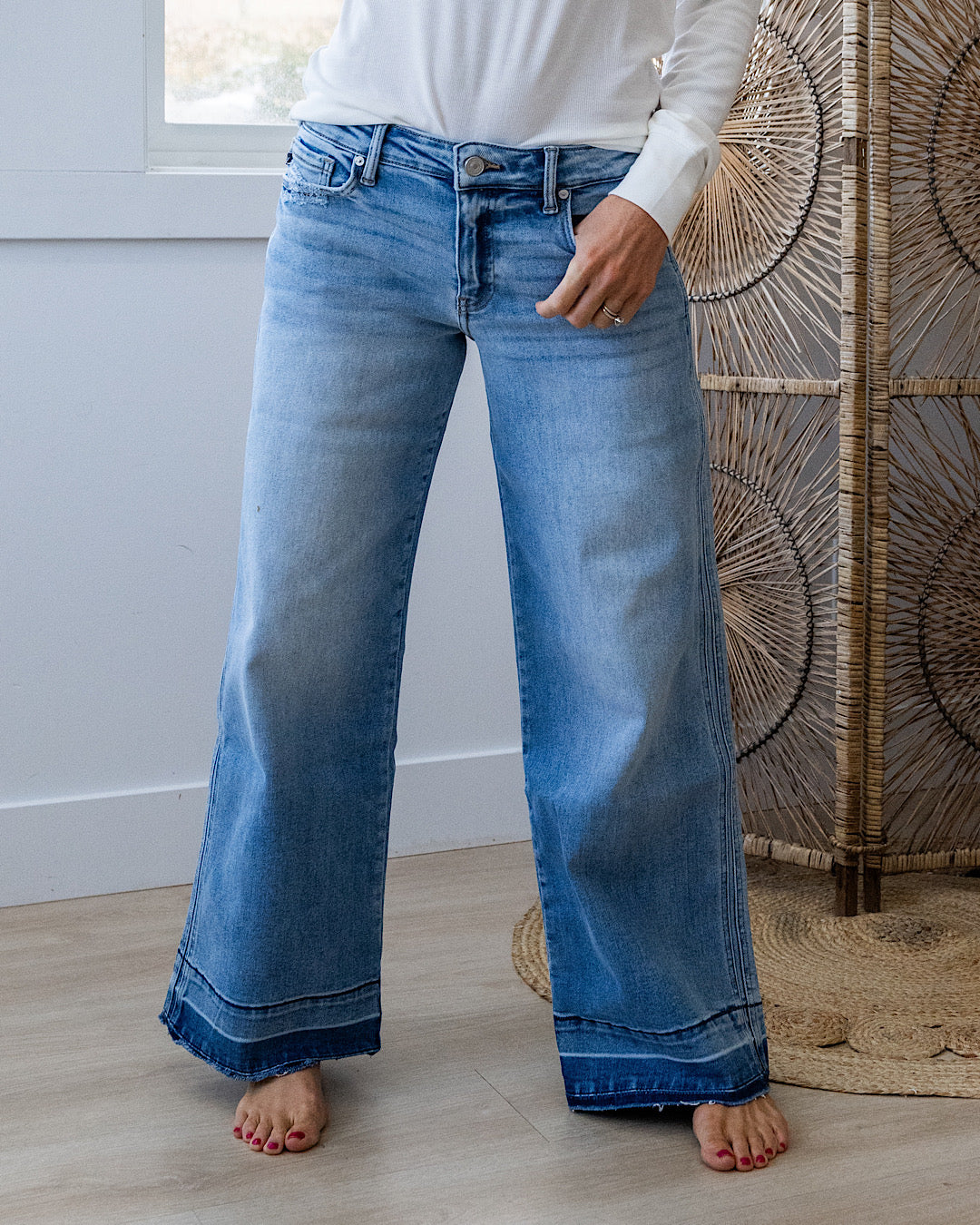 NEW! KanCan Greta Released Hem Wide Leg Jeans KanCan