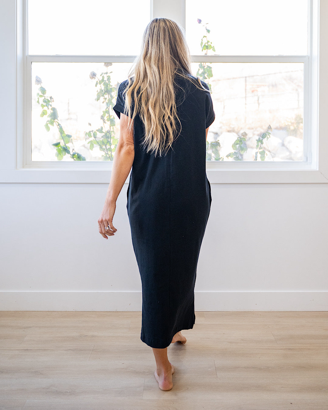 Haven Pocket Midi Dress - Black Zenana