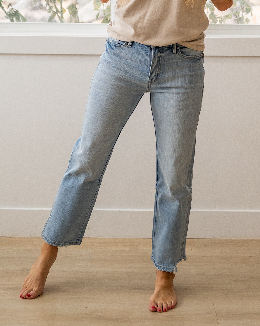 NEW! KanCan Darci Side Slit Straight Jeans