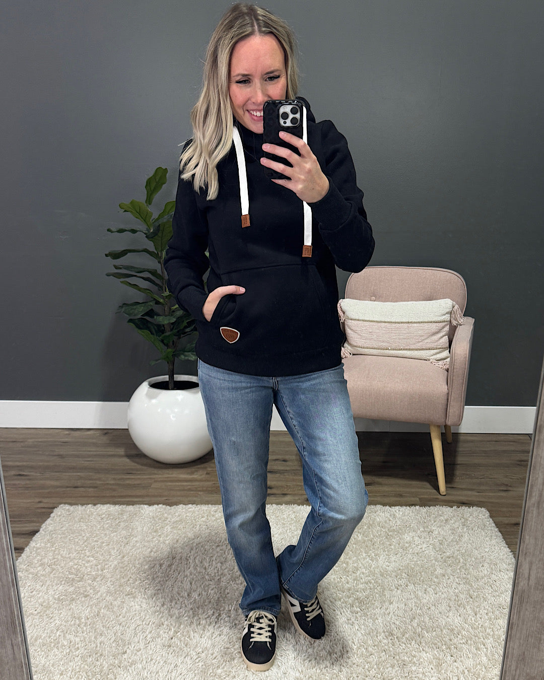 Cinq Bleu Megeve Hoodie - Blackstone Wanakome