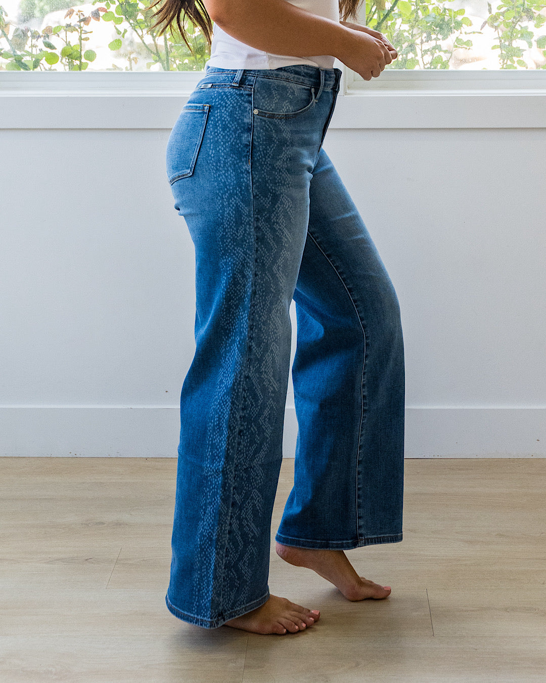 NEW! KanCan Isla Snakeskin Wide Leg Jeans