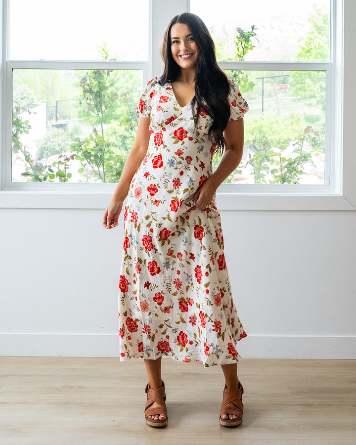 NEW! Olivia Floral V Neck Midi Dress Mine