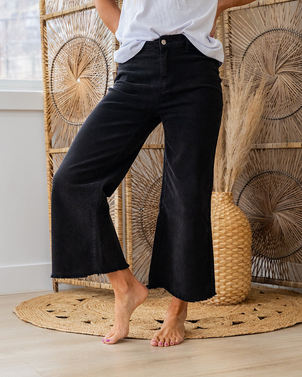 Mae Wide Leg Cropped Jeans - Color Options Available! Zenana Black