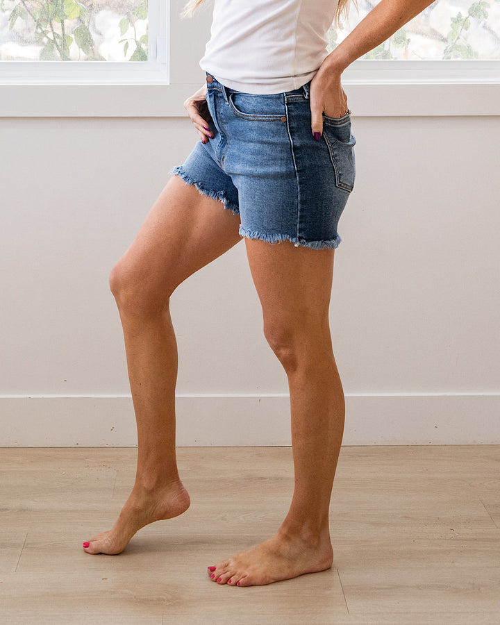 NEW! Judy Blue Gotta Be Fray Hem Jean Shorts Judy Blue