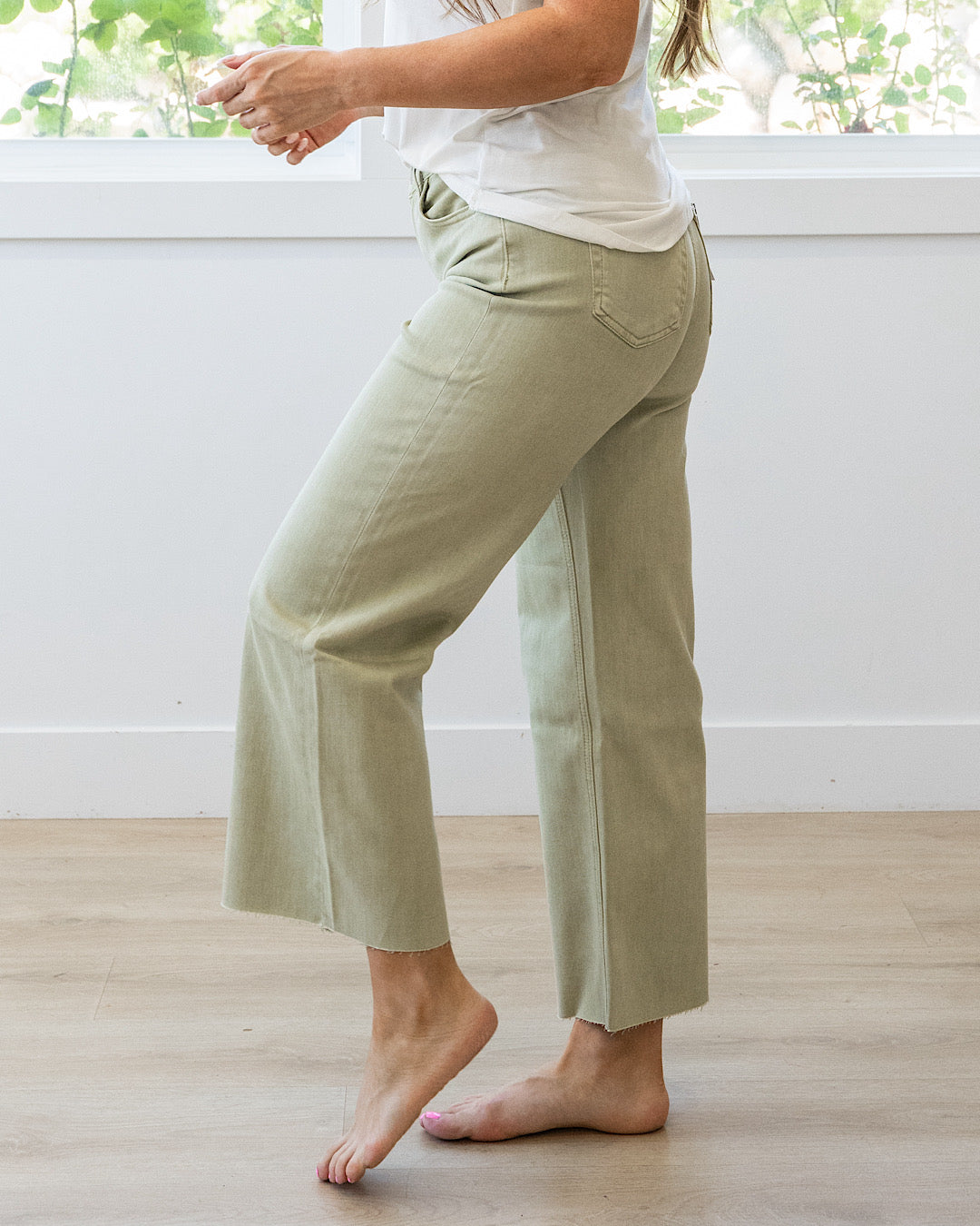 NEW! Vervet Skye Wide Leg Non Distressed Crop Jeans - Olive