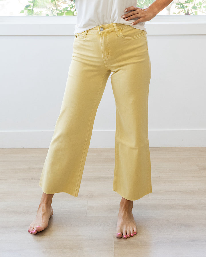 NEW! Vervet Skye Wide Leg Non Distressed Crop Jeans - Baby Yellow