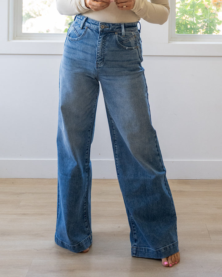 NEW! KanCan Look at You Wide Leg Trouser Jeans KanCan