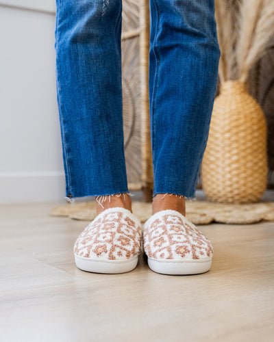 NEW! Floral Checkered Slippers - Beige Trendy Wholesale