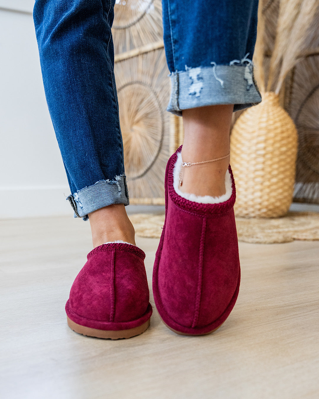 NEW! Very G Cheers Slippers - Maroon  Very G   