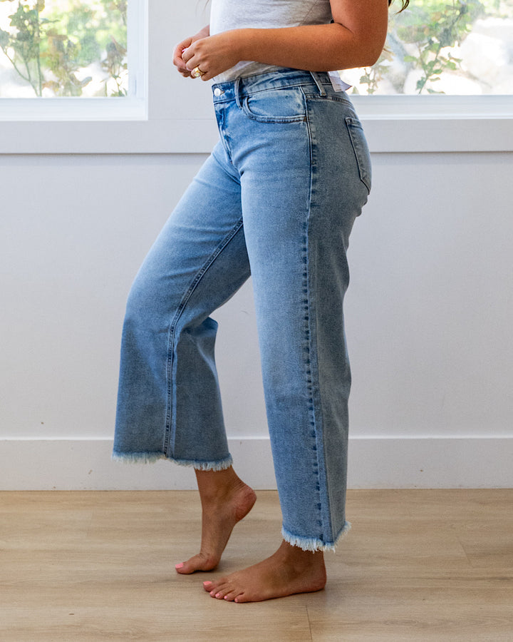 NEW! KanCan Logan Fray Hem Wide Leg Jeans KanCan