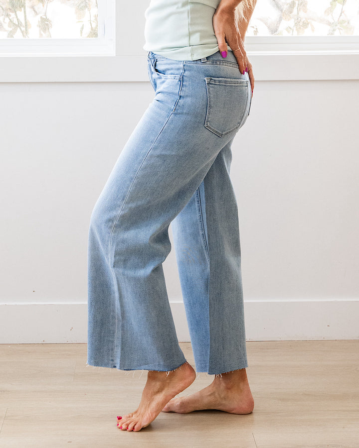 NEW! Vervet Tiff Wide Leg Jeans