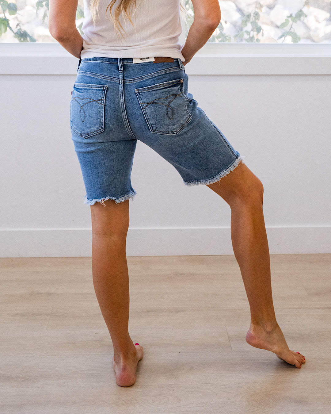 NEW! Judy Blue Britta Fray Hem Bermuda Jean Shorts Judy Blue