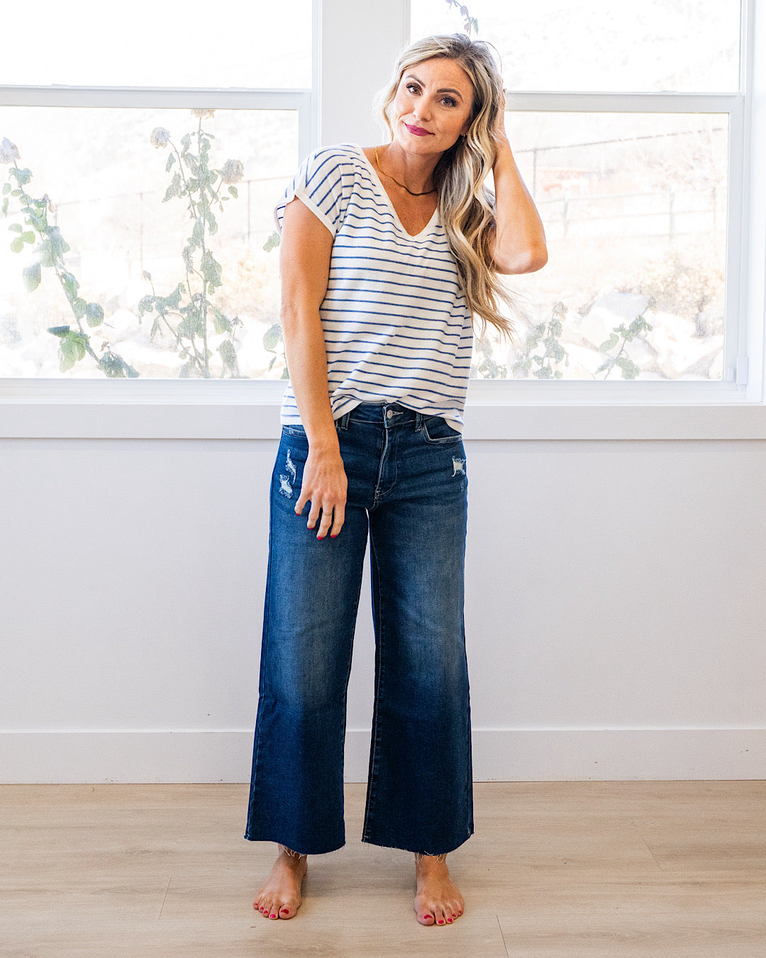 Candice Striped V Neck Sweater Top - Ivory & Navy Staccato