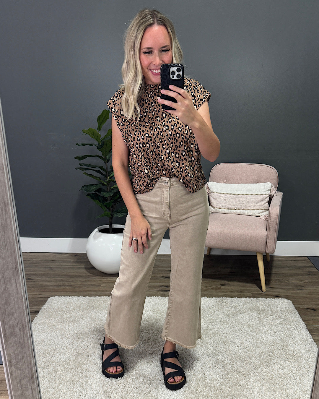 Daniela Leopard Top - Mocha Tres Bien