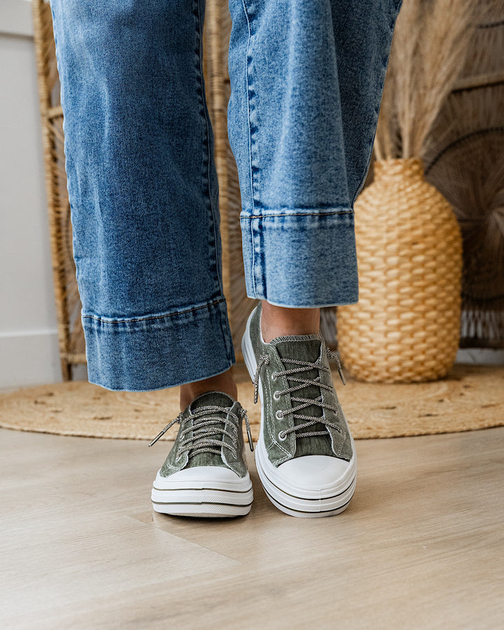 Very G Aman Velvet Sneakers - Sage Very G