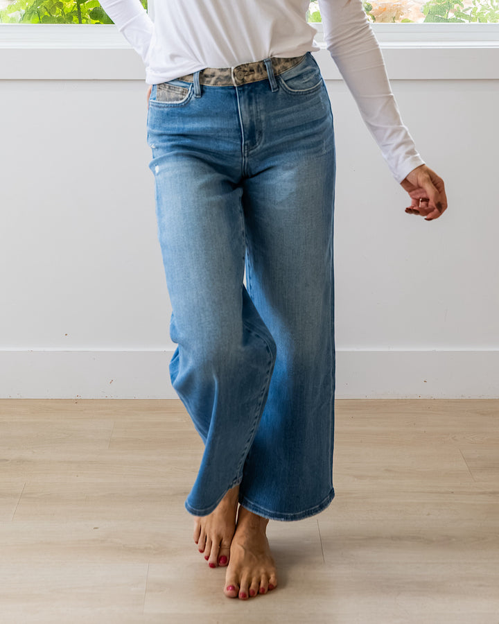 NEW! Vervet Kristen Leopard Contrast Wide Leg Jeans
