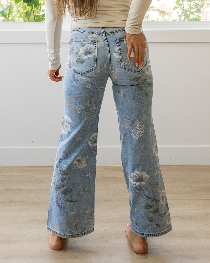 NEW! Vervet Kyla Vintage Floral Flare Jeans