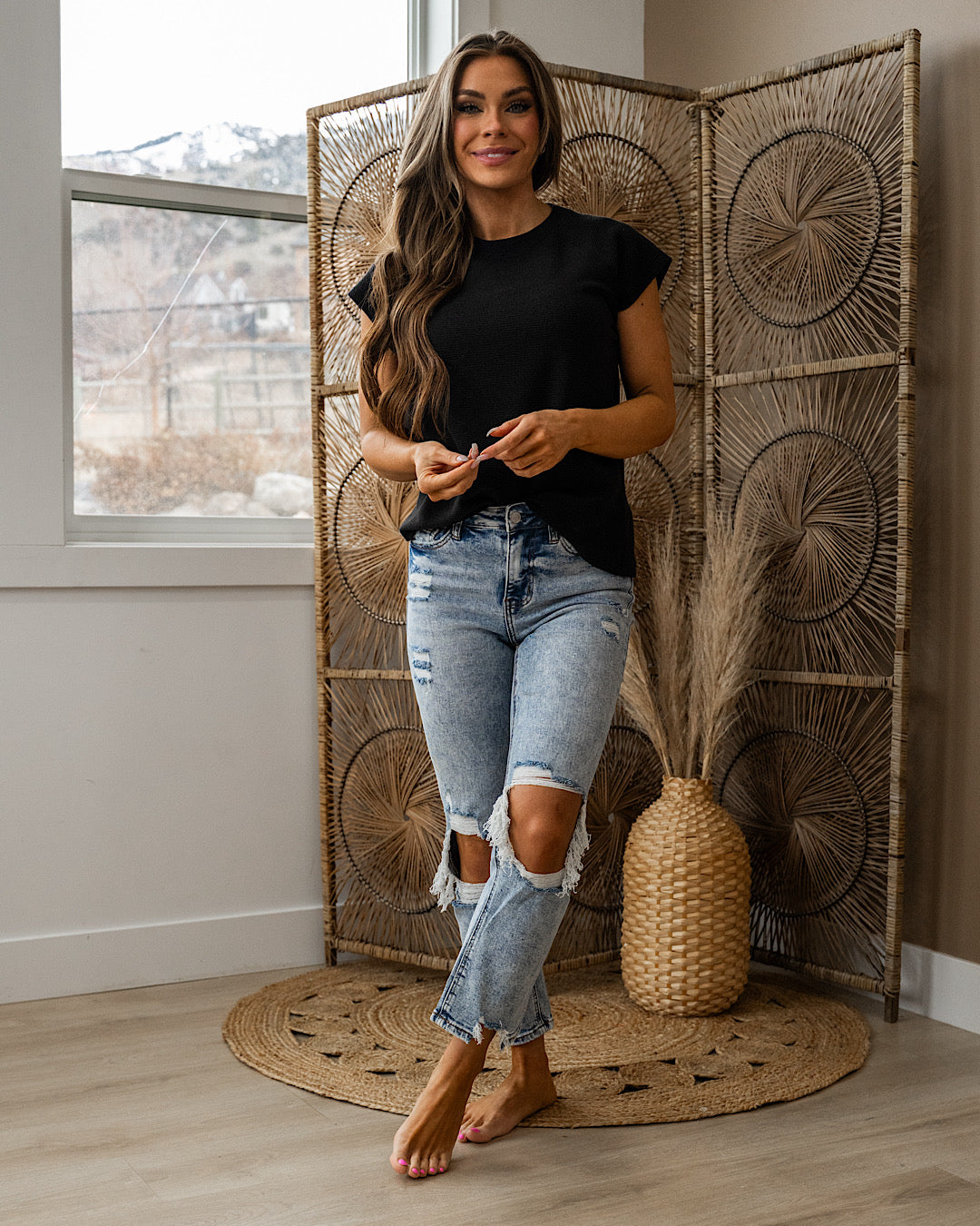 Justina Cloud Knit Short Sleeve Top - Black Tres Bien