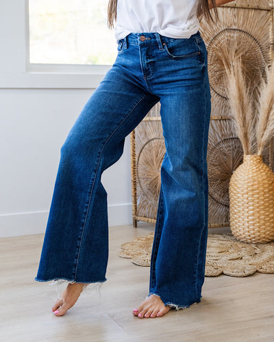 NEW! Risen Take a Look Fray Hem Wide Leg Jeans Risen