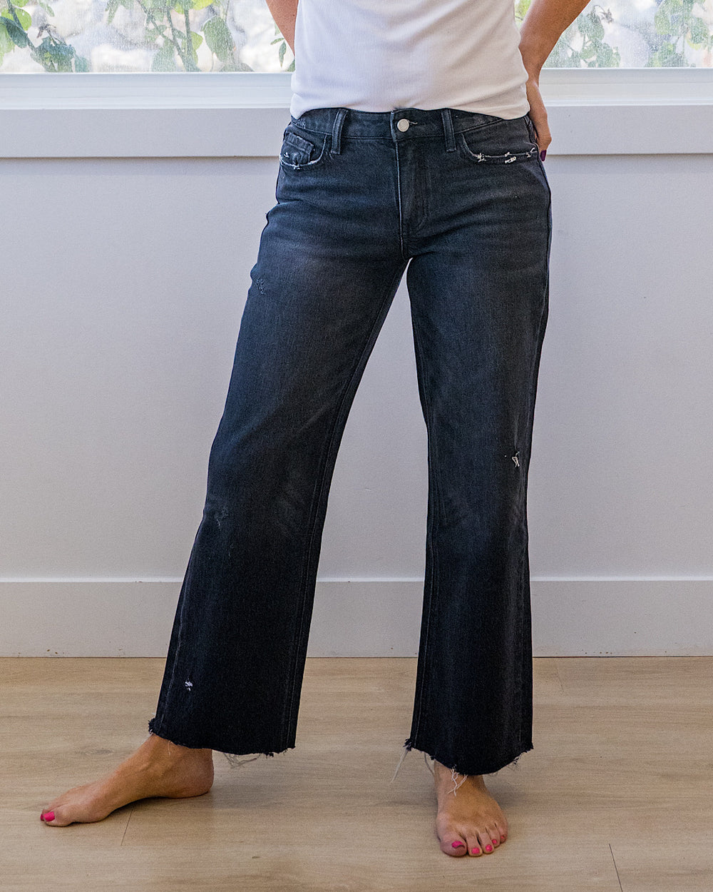 NEW! Vervet Carolina Fray Hem Slim Wide Leg Jeans - Black Vervet