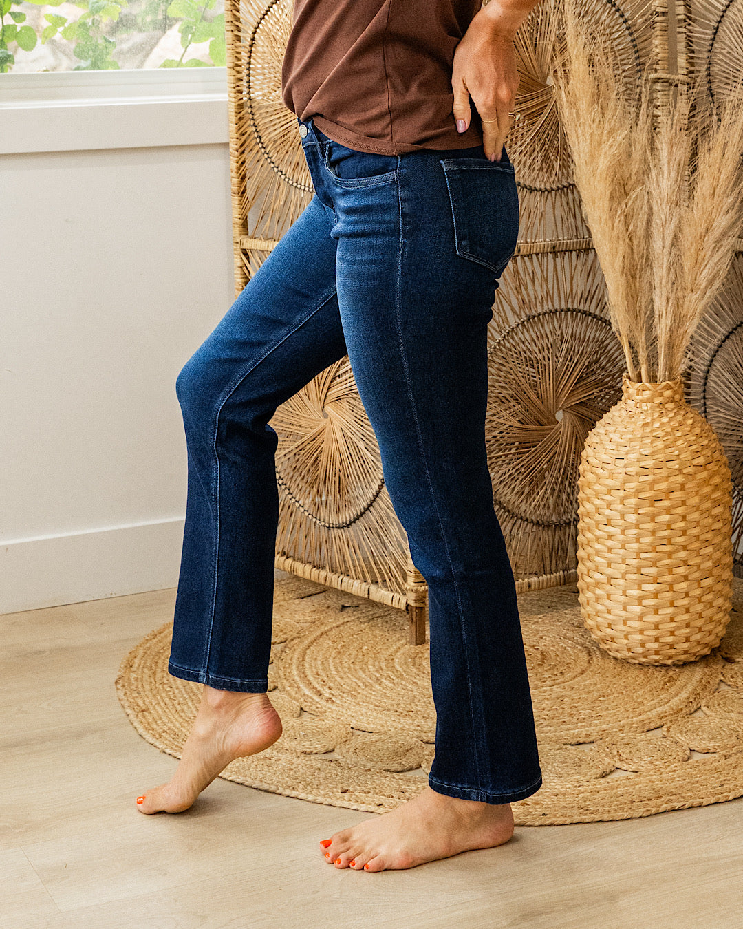 NEW! Vervet That Was Close Non Distressed Straight Jeans Vervet