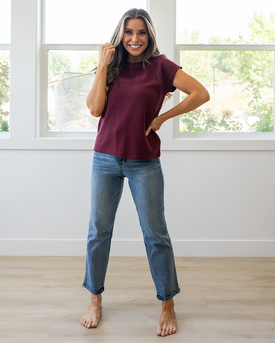 NEW! Justina Cloud Knit Short Sleeve Top - Wine Tres Bien