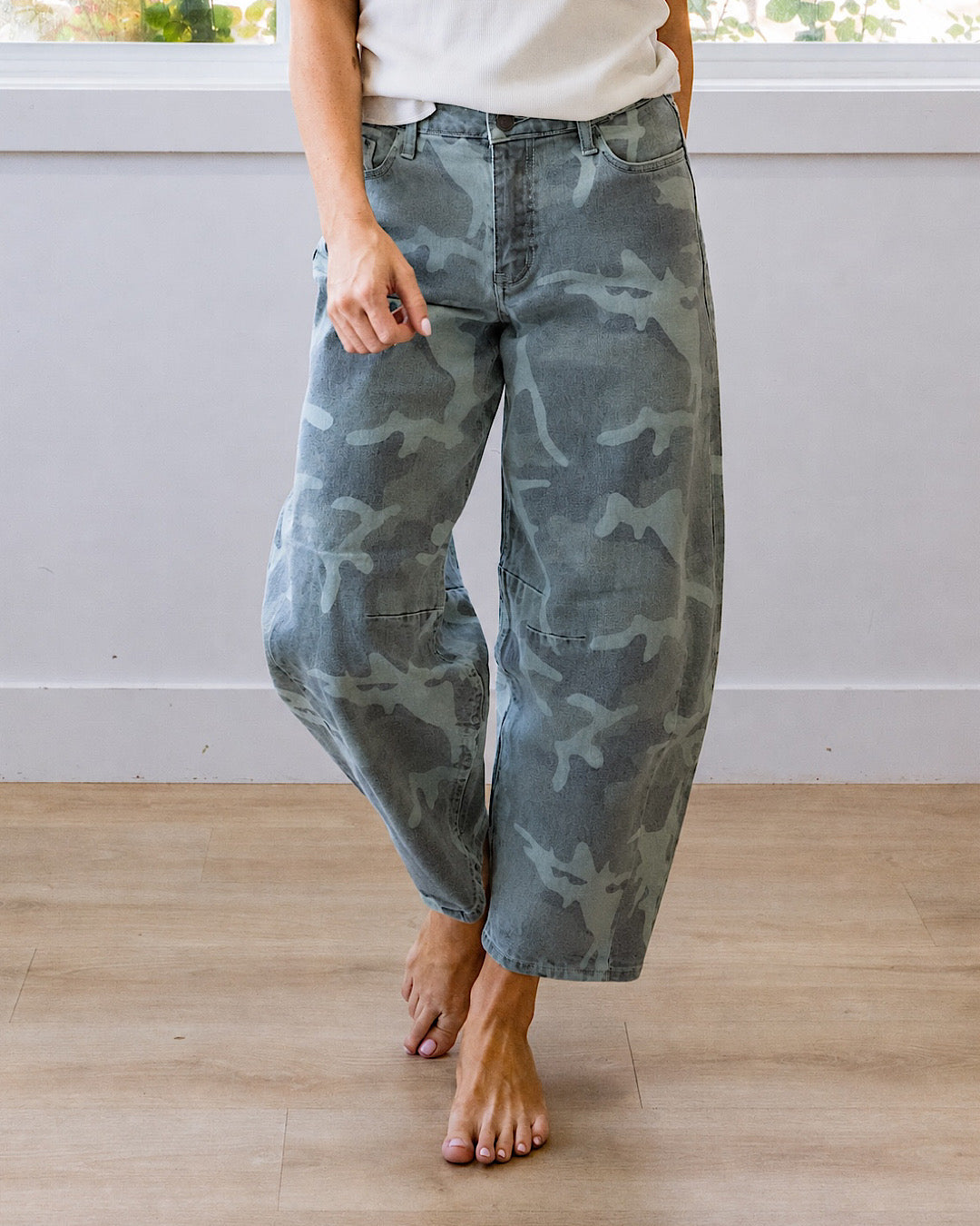 KanCan Lena Camo Barrel Jeans KanCan