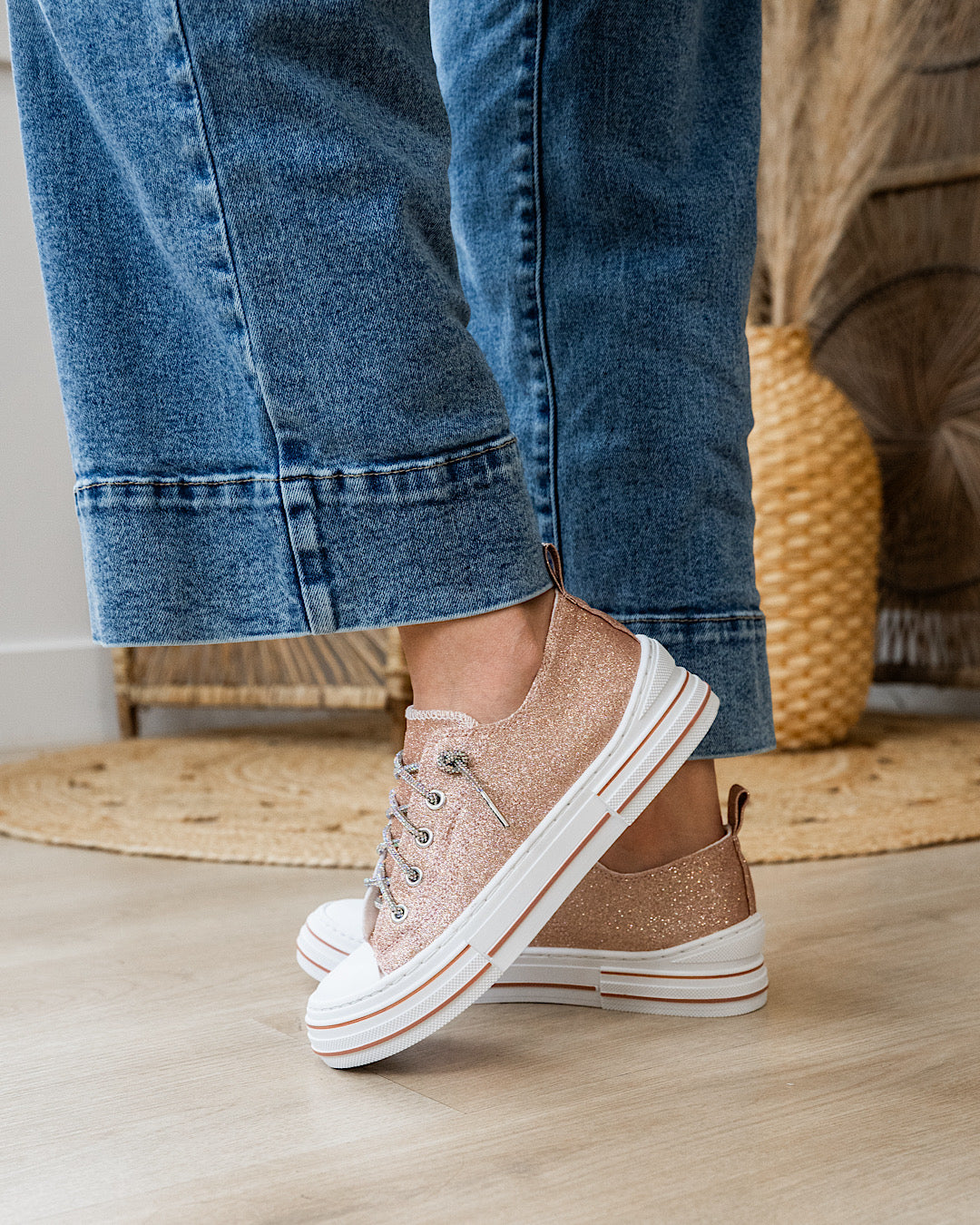 NEW! Very G Aman Glitter Snearkers - Rose Gold Very G