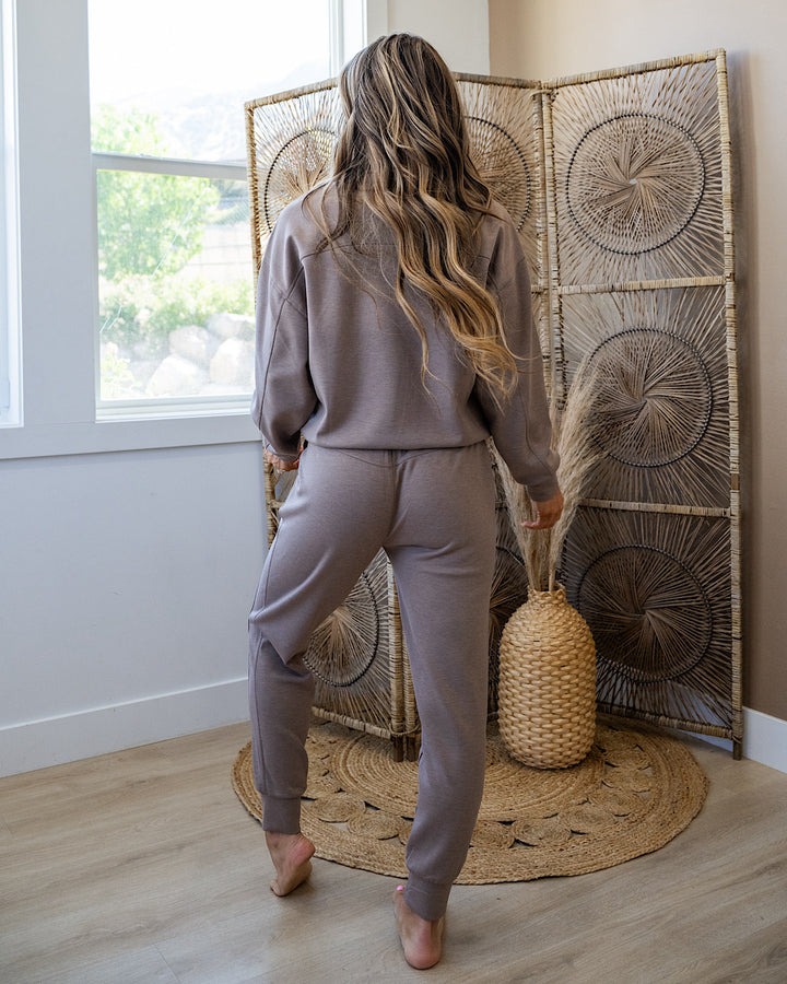 DOORBUSTER! Scuba Pullover and Jogger Set - Cocoa Zenana