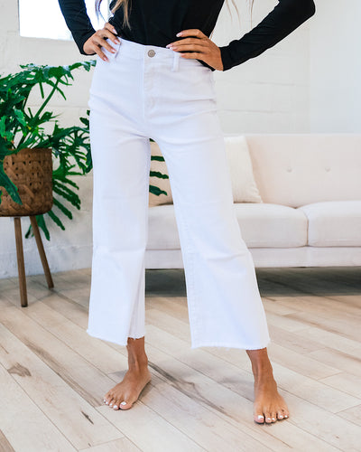 NEW! Mae Wide Leg Cropped Jeans - White  Zenana   