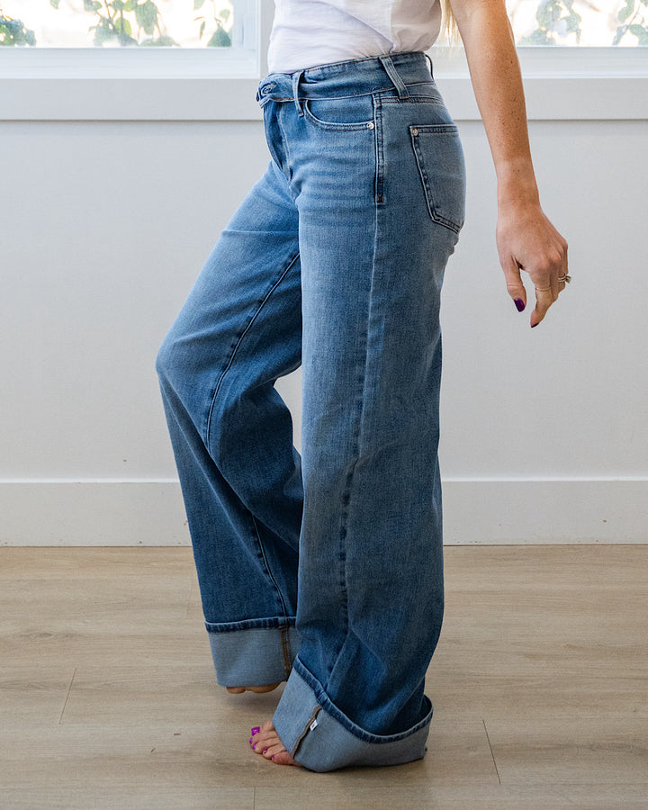 NEW! Judy Blue Eliza Folded Waist Cuffed Straight Jeans