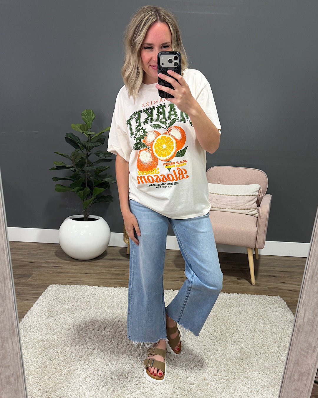 NEW! Farmer's Market Blossom Tee - Ivory Tres Bien