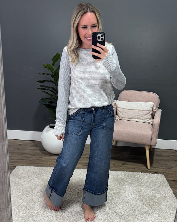 Beth Contrast Fabric Knit Top - Heather Gray Staccato