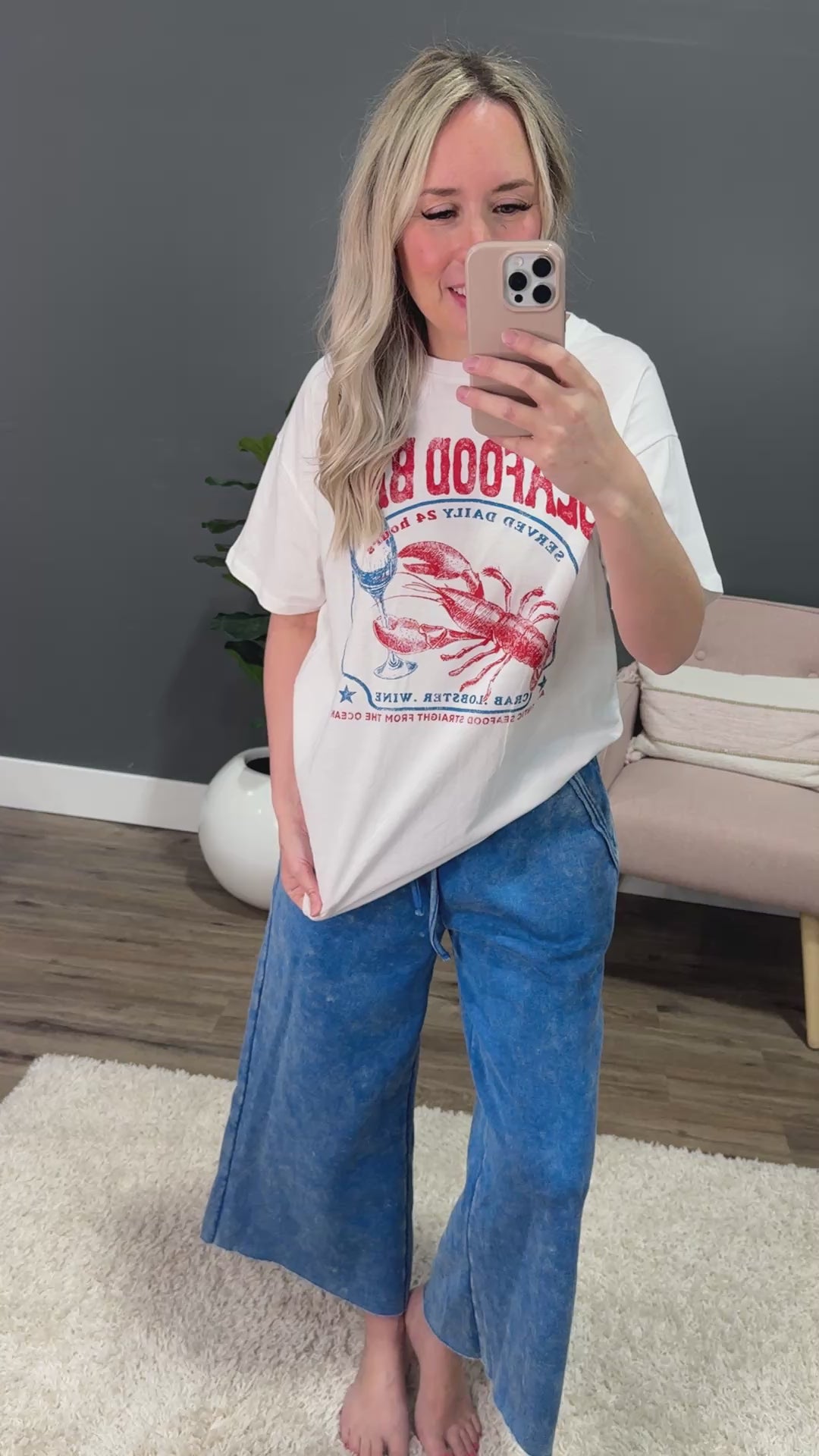 Seafood Bar Oversized Tee - White SALE Tres Bien