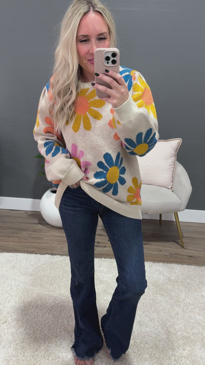 Bright Daisy Sweater - Taupe