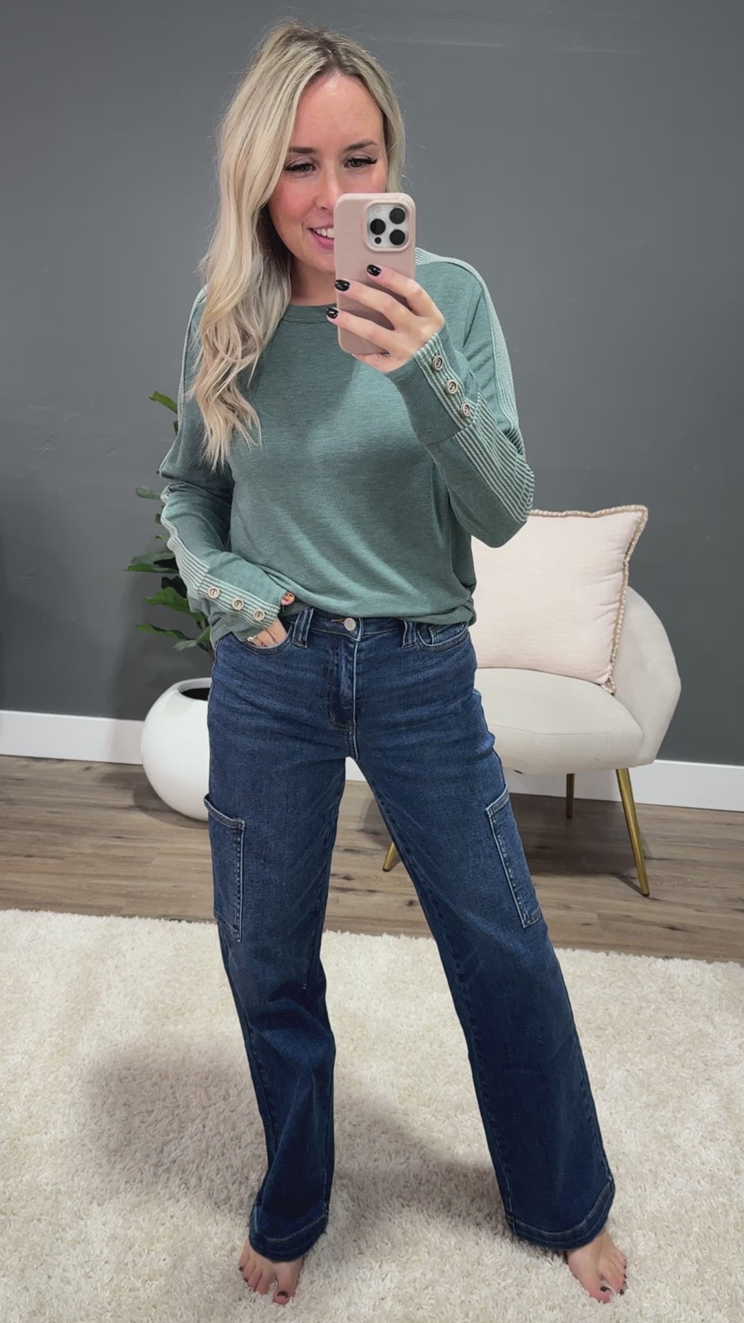 Judy Blue Lennon Wide Cargo Jeans